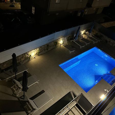 Luxury Apartments Marty Малинська Екстер'єр фото