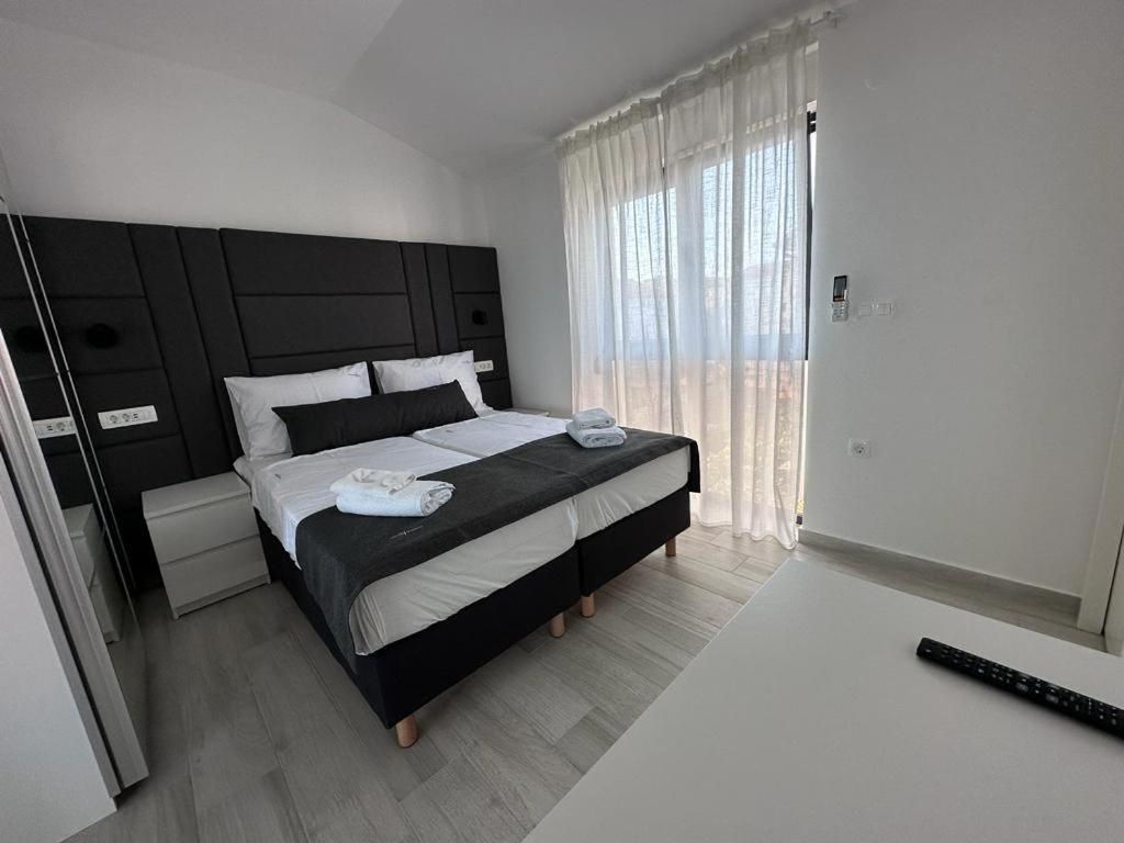 Luxury Apartments Marty Малинська Екстер'єр фото